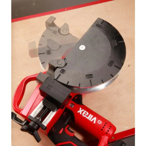 K484022_12.jpg