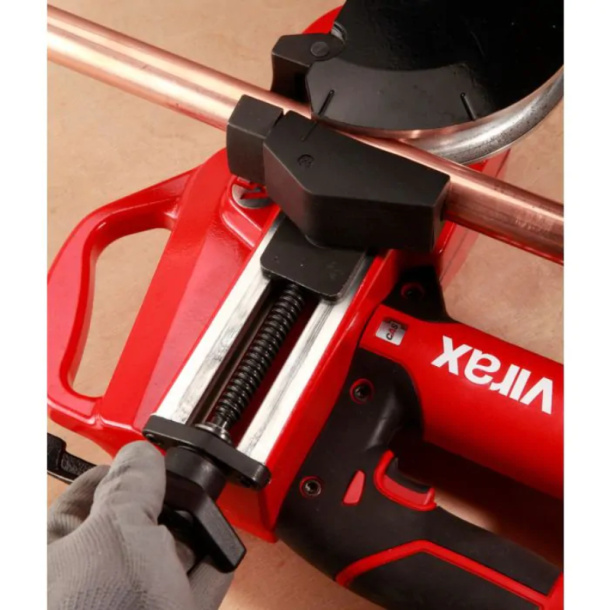 K484022_13.jpg