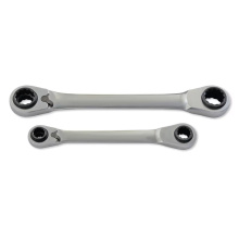 JEU 2 CLES OEIL CLIQUET 8 EN 2